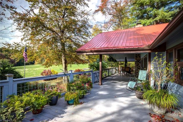 249 Red Bird Lane, Roaring Gap, NC 28627