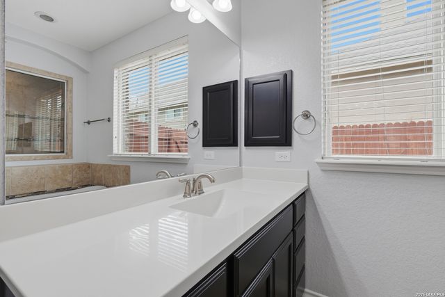 30746 Horseshoe Path, Bulverde, TX 78163