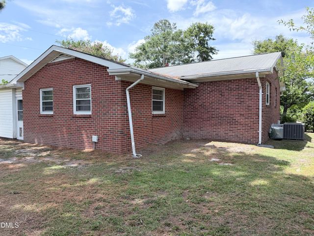 408 Rutherford Street, Spring Lake, NC 28390