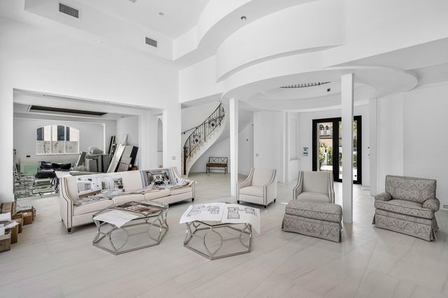419 E Coconut Palm Road, Boca Raton, FL 33432