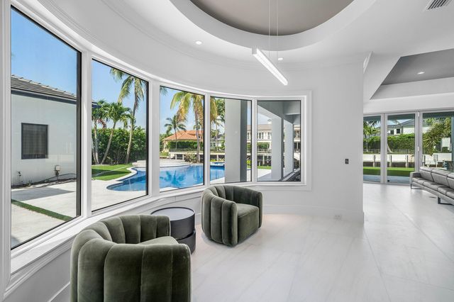 419 E Coconut Palm Road, Boca Raton, FL 33432