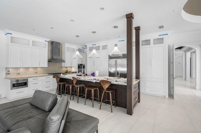 419 E Coconut Palm Road, Boca Raton, FL 33432