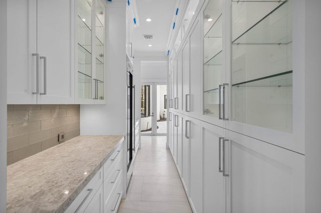 419 E Coconut Palm Road, Boca Raton, FL 33432