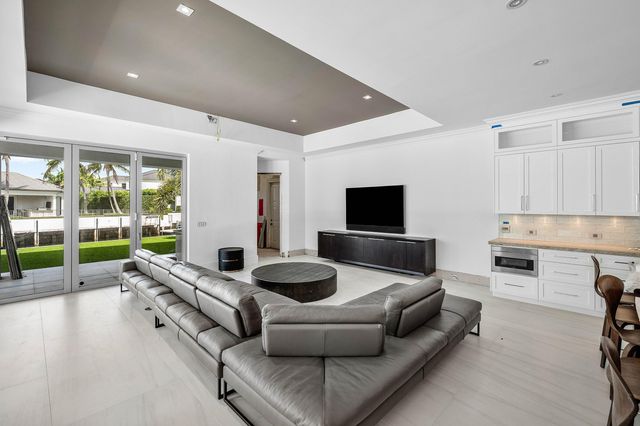 419 E Coconut Palm Road, Boca Raton, FL 33432