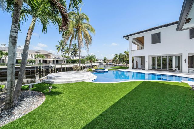 419 E Coconut Palm Road, Boca Raton, FL 33432