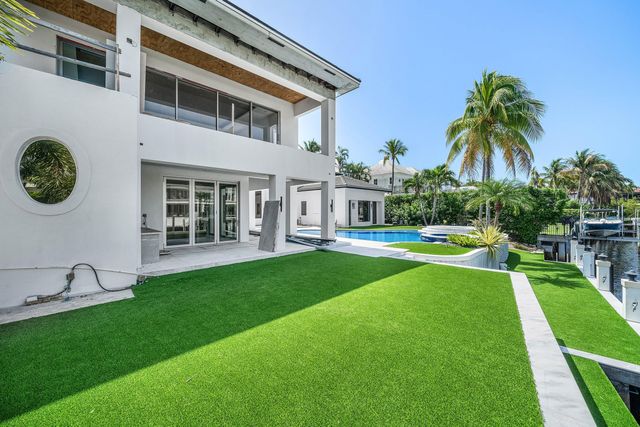 419 E Coconut Palm Road, Boca Raton, FL 33432