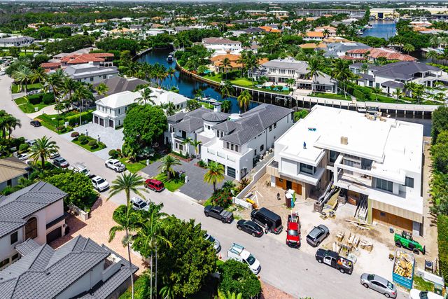 419 E Coconut Palm Road, Boca Raton, FL 33432