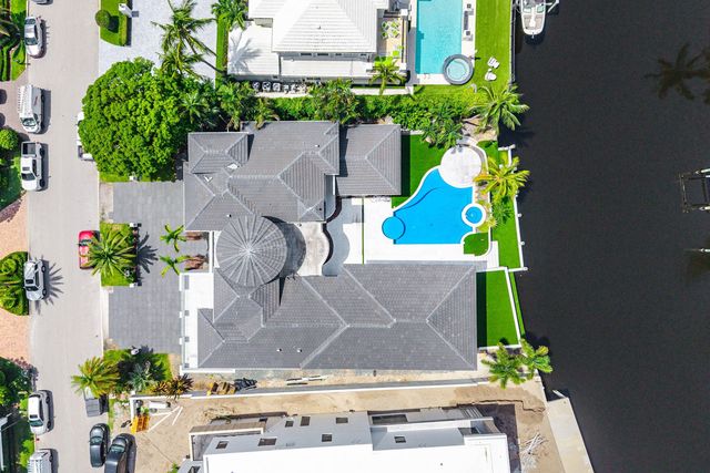 419 E Coconut Palm Road, Boca Raton, FL 33432