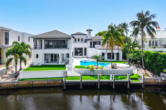 419 E Coconut Palm Road, Boca Raton, FL 33432