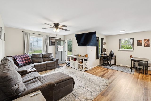 3172 Lauren Evelyn Way, Nashville, TN 37207