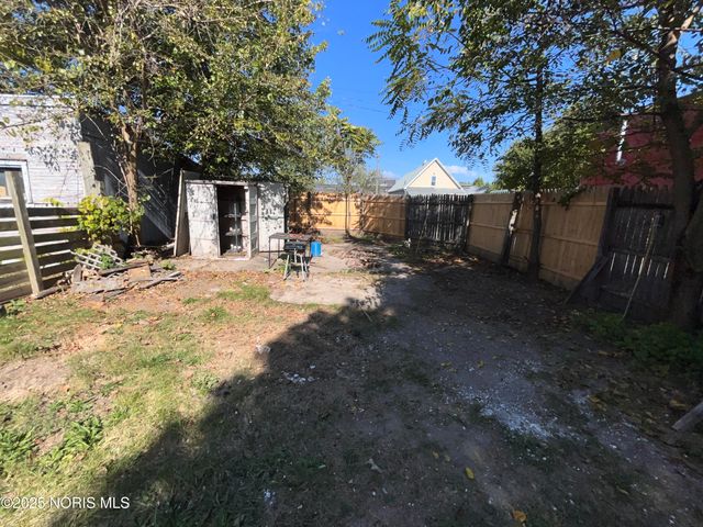 1431 N Michigan Street, Toledo, OH 43604