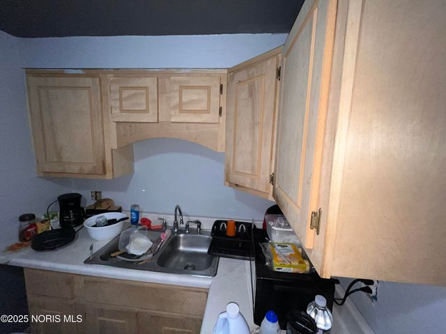 1431 N Michigan Street, Toledo, OH 43604