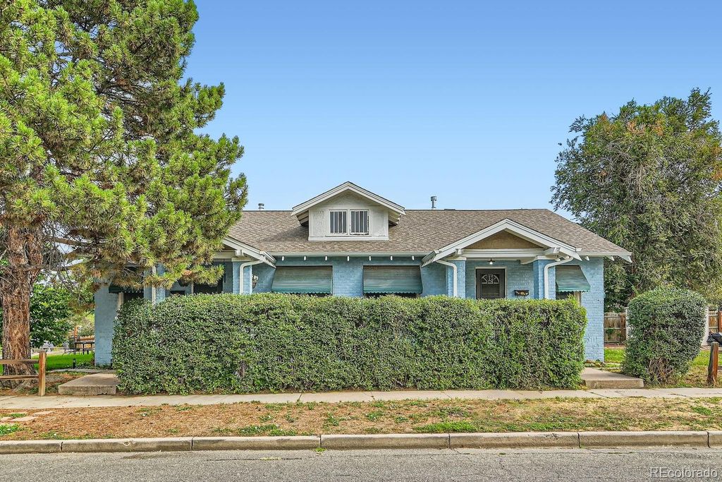 8001 E 16th Street, Denver, CO 80220