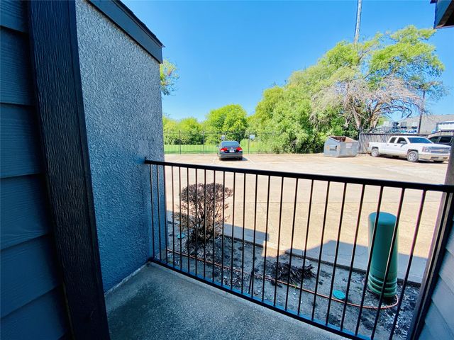 9696 Walnut Street 405, Dallas, TX 75243