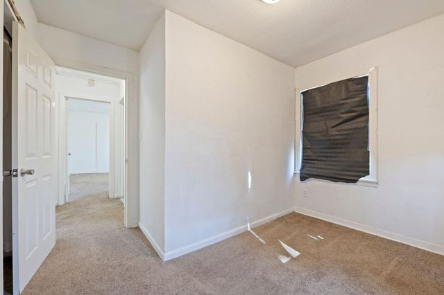 6717 Fairwood Road, Hitchcock, TX 77563