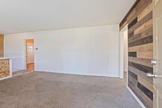 6717 Fairwood Road, Hitchcock, TX 77563