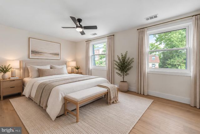 157 WILMINGTON PL SE, Washington, DC 20032