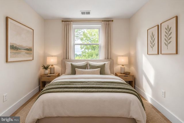 157 WILMINGTON PL SE, Washington, DC 20032