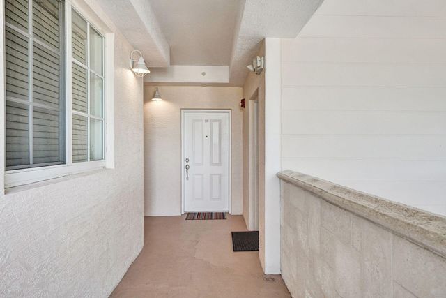 1931 Ne 2nd St 302, Deerfield Beach, FL 33441