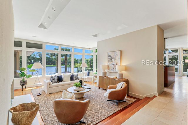 16 Full Sweep, Hilton Head Island, SC 29928