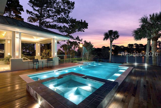 16 Full Sweep, Hilton Head Island, SC 29928