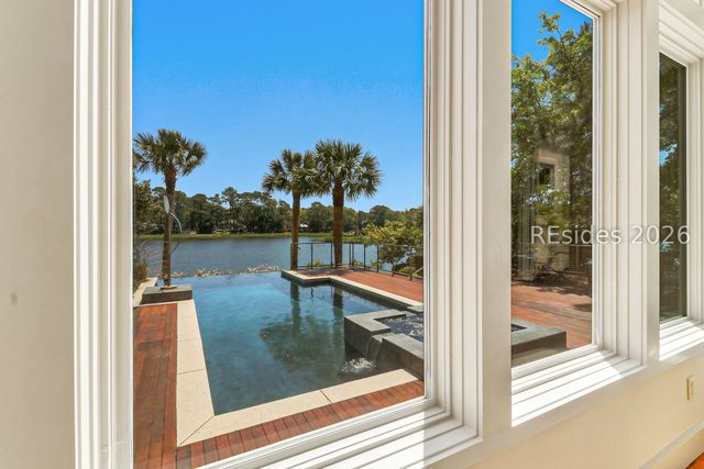 16 Full Sweep, Hilton Head Island, SC 29928