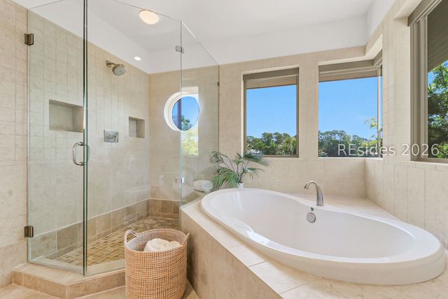 16 Full Sweep, Hilton Head Island, SC 29928