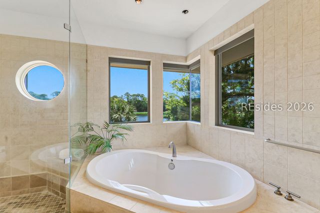 16 Full Sweep, Hilton Head Island, SC 29928