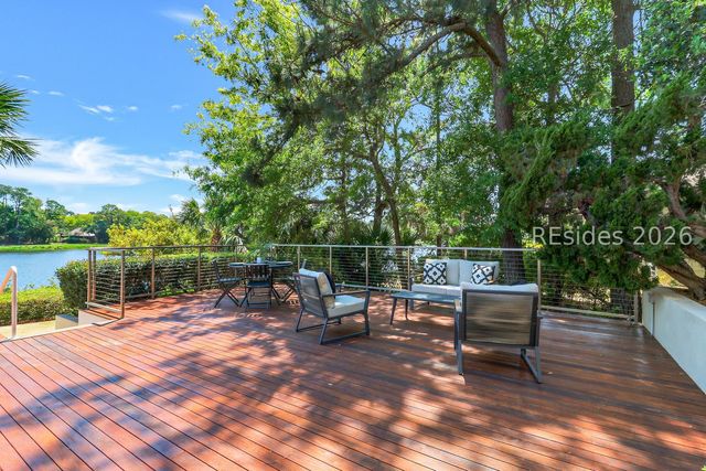 16 Full Sweep, Hilton Head Island, SC 29928