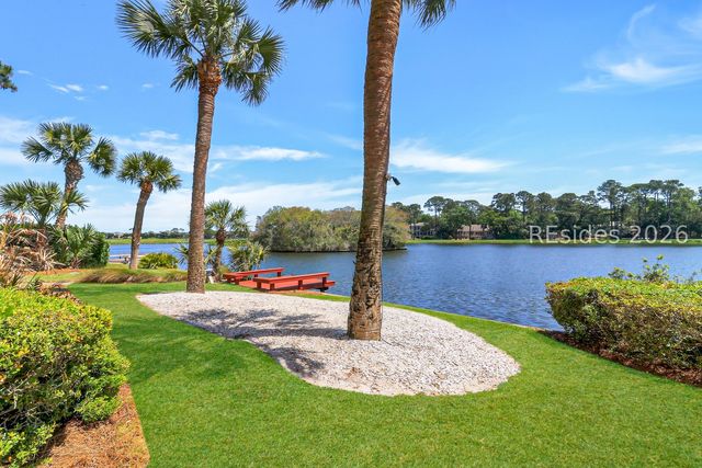 16 Full Sweep, Hilton Head Island, SC 29928