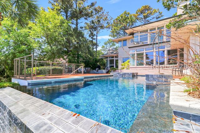 16 Full Sweep, Hilton Head Island, SC 29928