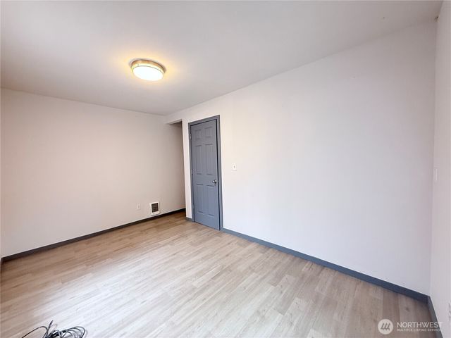 328 S Division Street, Auburn, WA 98001