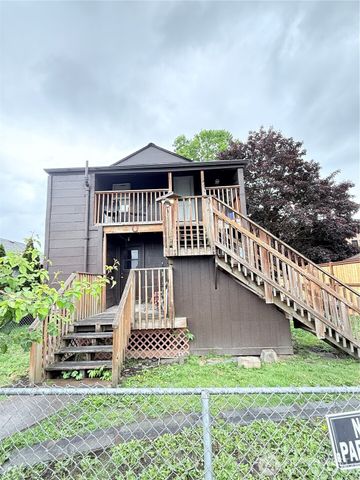 328 S Division Street, Auburn, WA 98001