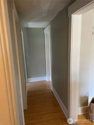 328 S Division Street, Auburn, WA 98001