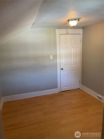 328 S Division Street, Auburn, WA 98001