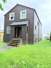 328 S Division Street, Auburn, WA 98001