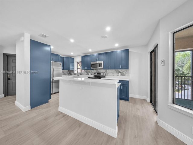 8407 Shadow Court 3-10, Coral Springs, FL 33071