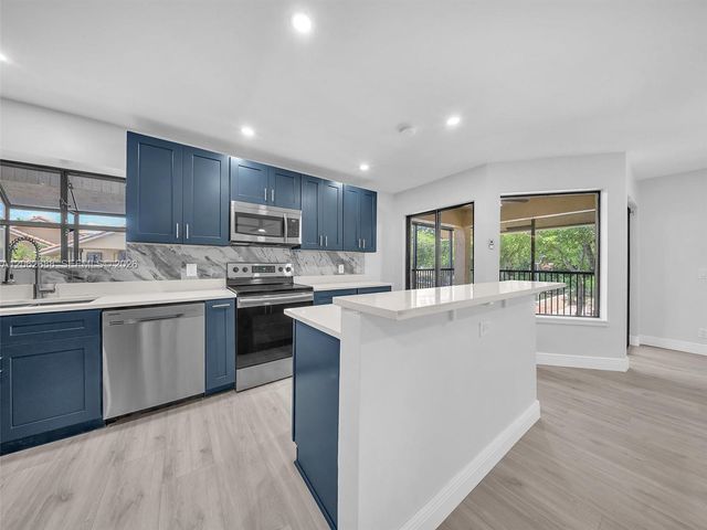 8407 Shadow Court 3-10, Coral Springs, FL 33071