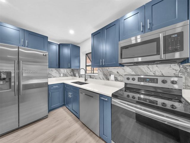 8407 Shadow Court 3-10, Coral Springs, FL 33071