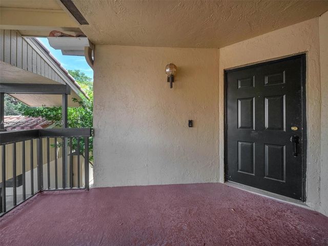 8407 Shadow Court 3-10, Coral Springs, FL 33071