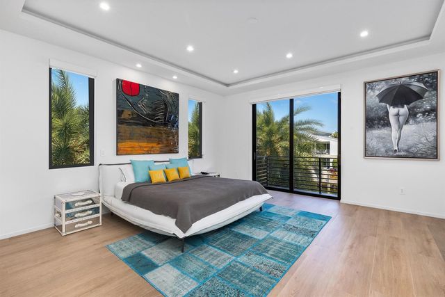 424 Coconut Isle Drive, Fort Lauderdale, FL 33301