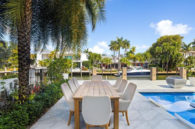 424 Coconut Isle Drive, Fort Lauderdale, FL 33301