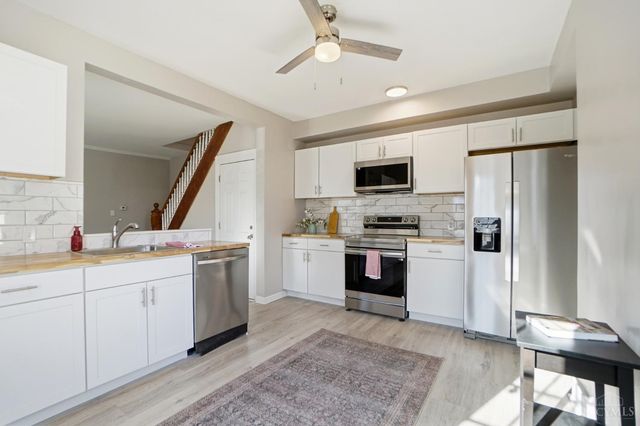 3244 Glenmore Avenue, Cincinnati, OH 45211