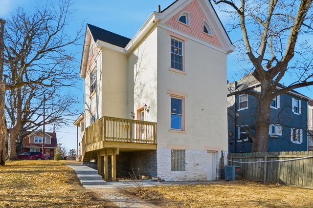 3244 Glenmore Avenue, Cincinnati, OH 45211