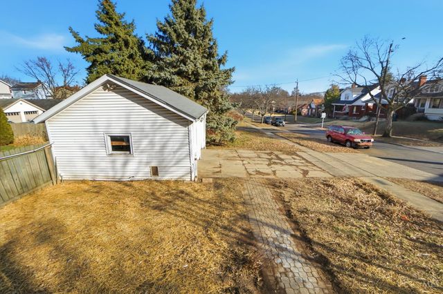 3244 Glenmore Avenue, Cincinnati, OH 45211