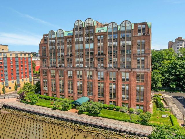 23 Water Grant Street 4I, Yonkers, NY 10701