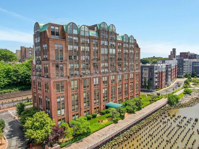23 Water Grant Street 4I, Yonkers, NY 10701