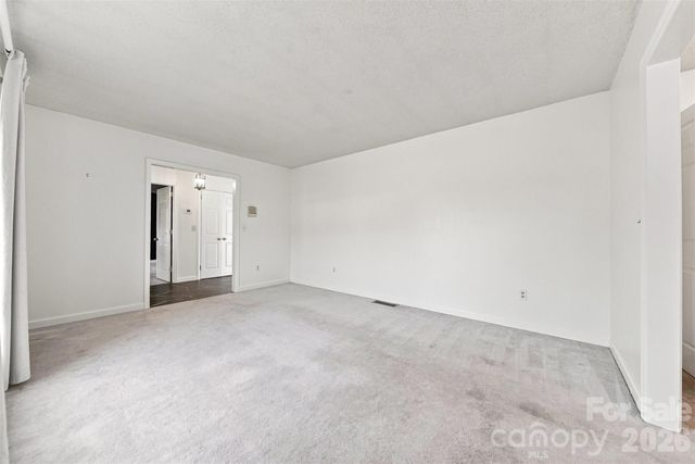 2796 Lakeview Drive, Lenoir, NC 28645