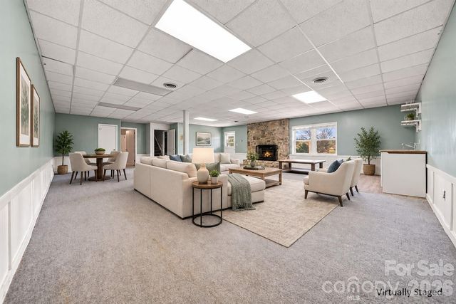2796 Lakeview Drive, Lenoir, NC 28645