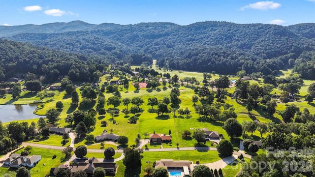 2796 Lakeview Drive, Lenoir, NC 28645